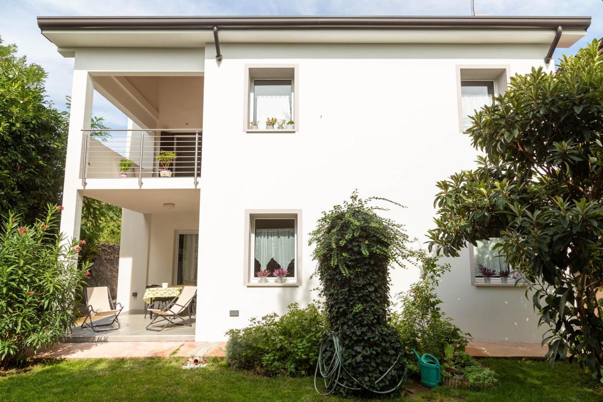 Appartamento Con Giardino Le Querce Сістьяна Екстер'єр фото